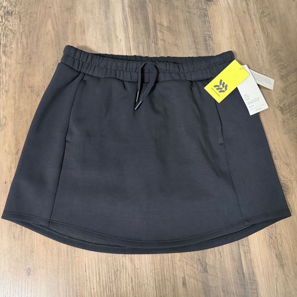 All in Motion Kids Airy Sleek Skort Black Mid Rise Athletic Skirt XL 14 NWT
